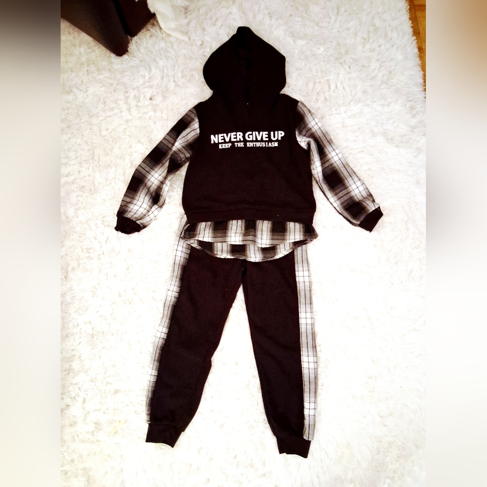 Inspirational Black and Jogger Set Size 6